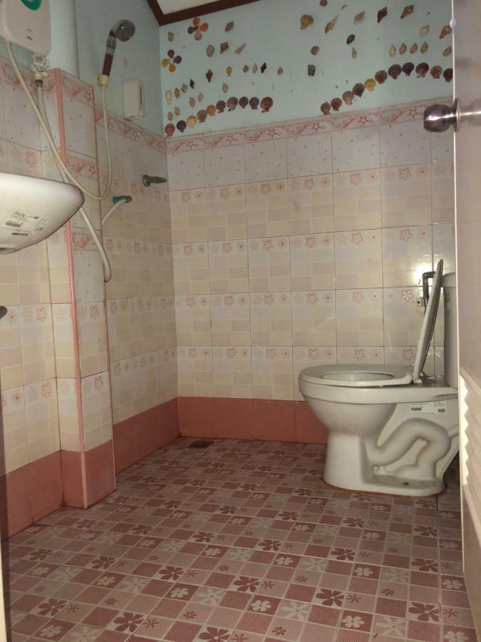Appartement Poopreaw Koh Larn Extérieur photo